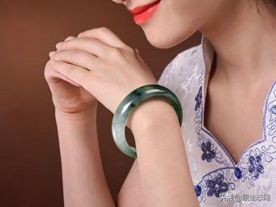 女生手链戴哪只手比较好 戴各种手镯手链的大讲究