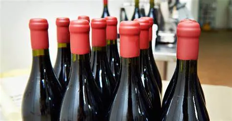 蜡封红酒的打开方法