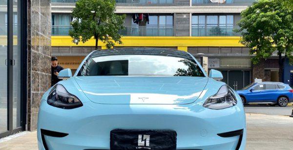 特斯拉8年后换电池多少钱