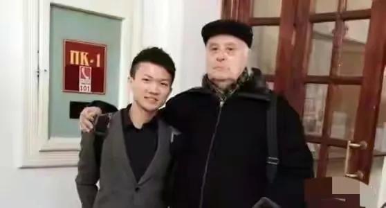 周深中国好声音是哪一季哪一期