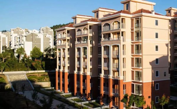 房子东户好还是西户好