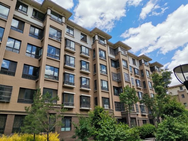 房子东户好还是西户好