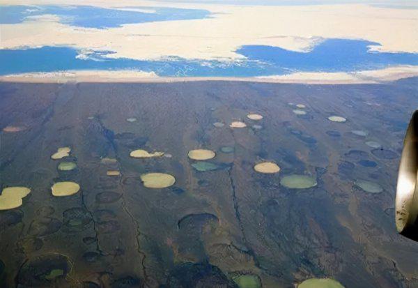 北冰洋在地球的最哪边