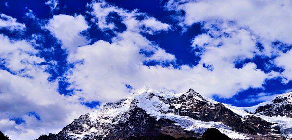 雨崩村在云南哪里属于哪个县