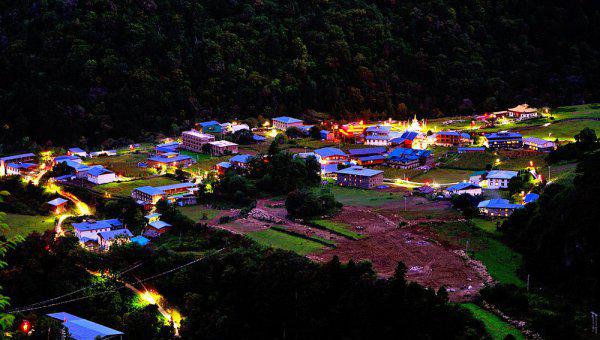 雨崩村在云南哪里属于哪个县