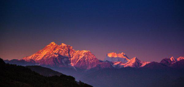 喜马拉雅山脉的简介资料