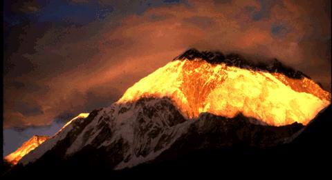 喜马拉雅山脉的简介资料