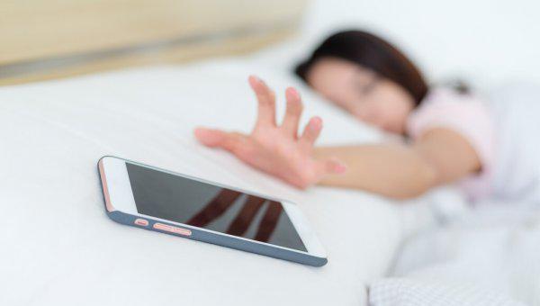 手机飞行模式有辐射吗