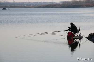 什么叫野钓什么叫黑坑 玩黑坑和玩野钓有什么区别