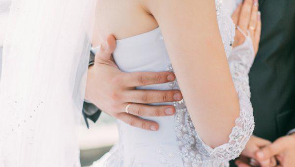 恋爱初期肢体接触时间表