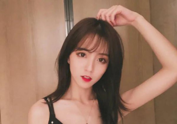 利哥跟虎牙高管有什么关系