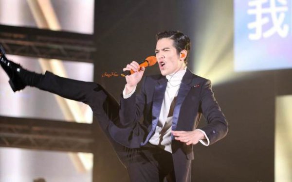 周深多高真实身高多少