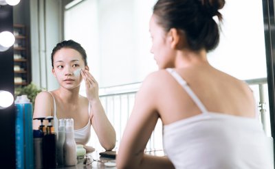 隔离防晒的先后顺序 隔离霜防晒霜的正确使用顺序