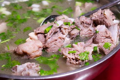 如何彻底去除羊肉膻味 怎样才能去除羊肉里面的膻味