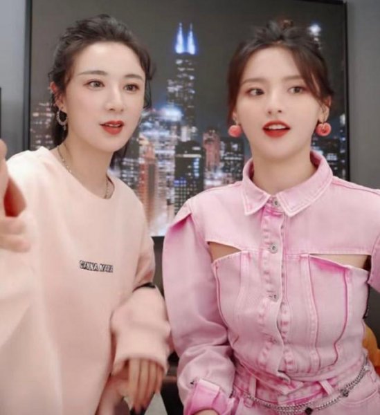 杨超越体重多少斤