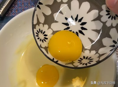 空气炸锅做蛋糕需要多长时间 空气炸锅怎么做蛋糕