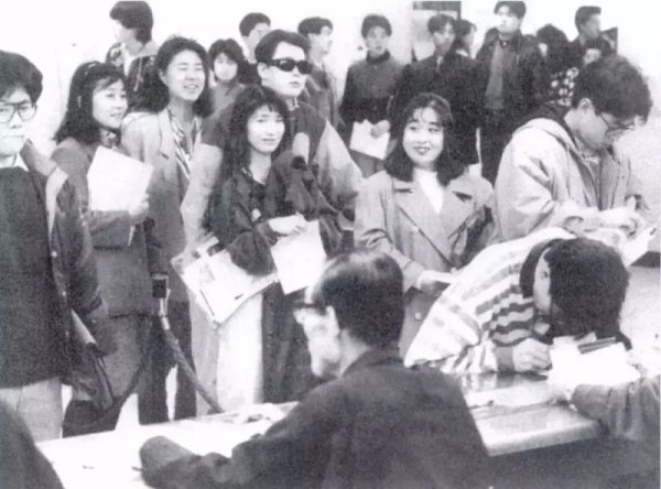 日本历任首相都是谁