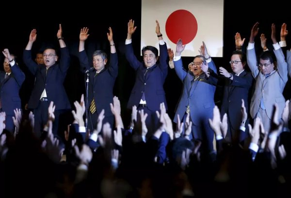 日本历任首相都是谁