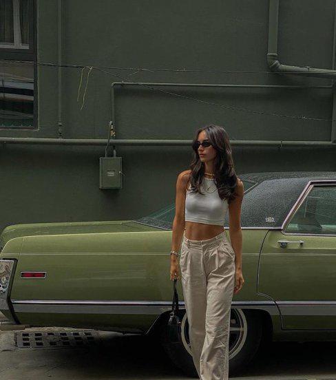 拖地裤配什么鞋子