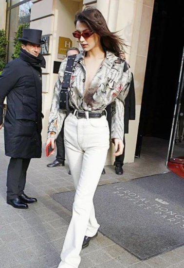 拖地裤配什么鞋子