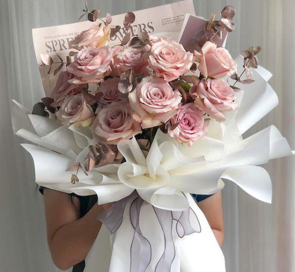 情人节送什么花表示初恋