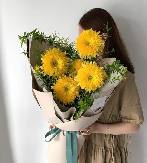 情人节送什么花表示初恋