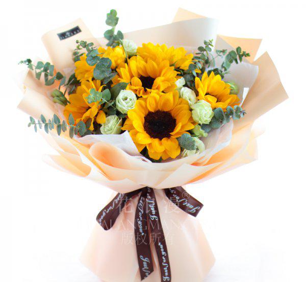 妈妈过生日送什么花合适