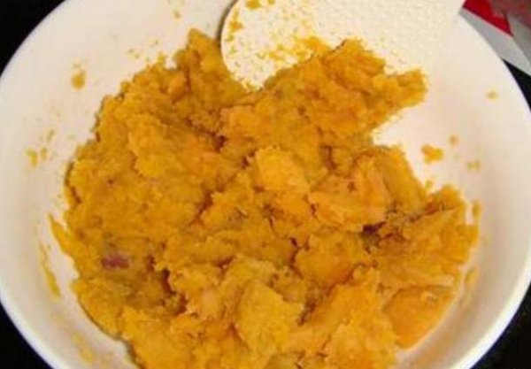 鲤鱼吃什么食物长得快