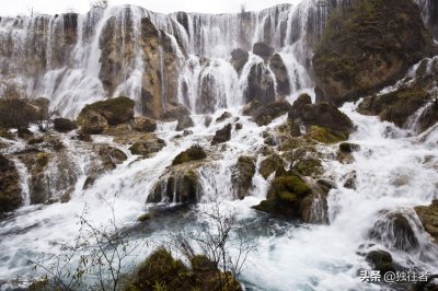 九寨沟瀑布叫什么 九寨沟树正瀑布的介绍以及图片