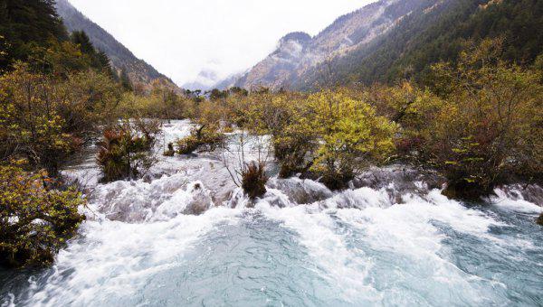 九寨沟瀑布叫什么
