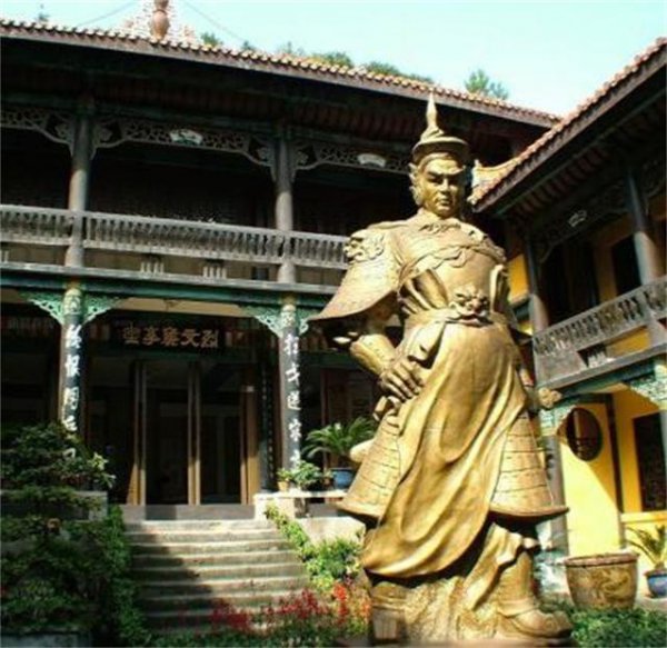 秦桧为什么要害岳飞