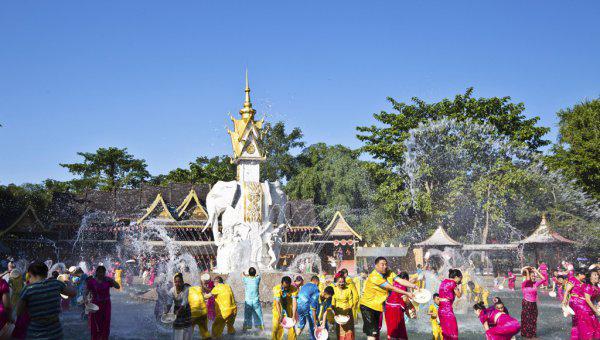 泼水节是哪个民族的节日