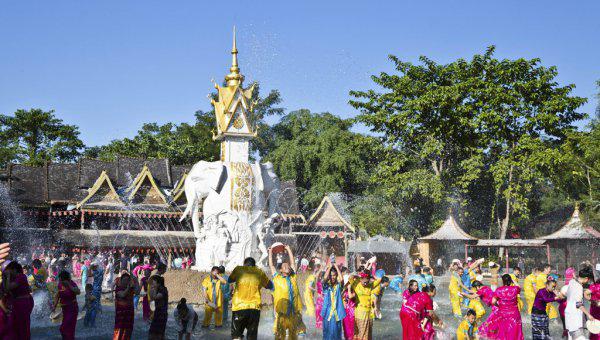 泼水节是哪个民族的节日