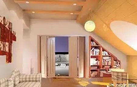 带院子的一楼和带阁楼的顶楼能买吗