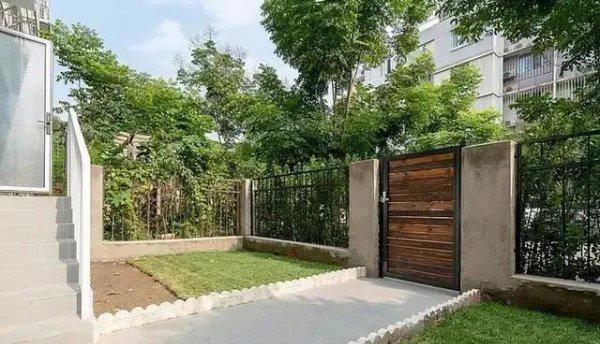 带院子的一楼和带阁楼的顶楼能买吗