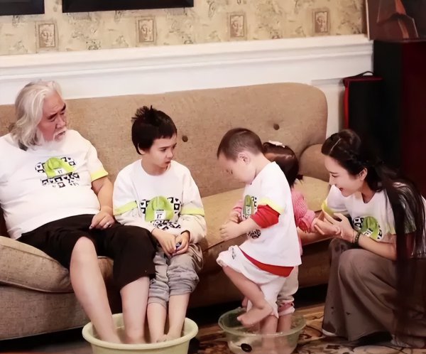 杜星霖个人资料及年龄