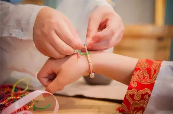 端午节为什么要包粽子和吃粽子