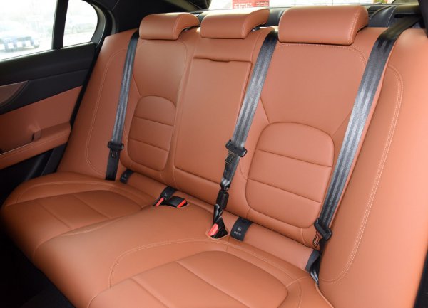 捷豹20万左右的车型