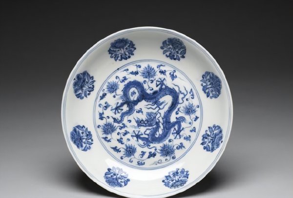 大明成化年制瓷器底款