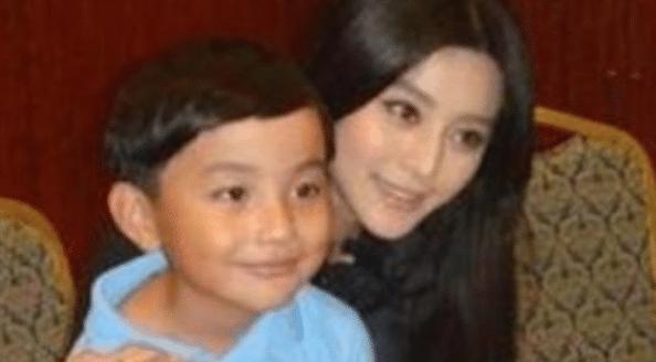 范丞丞是范冰冰亲生的