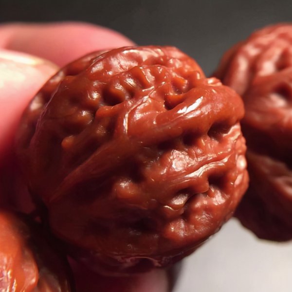 小核桃手串怎么炼成完美包浆