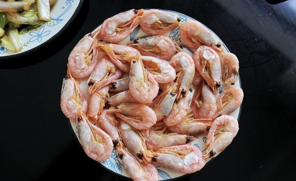 北极虾是生的还是熟的