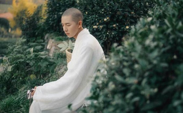 仓央嘉措十首经典的诗