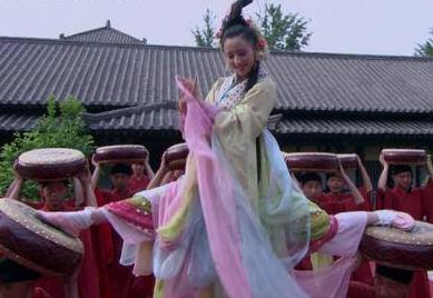 三寸金莲是多少厘米