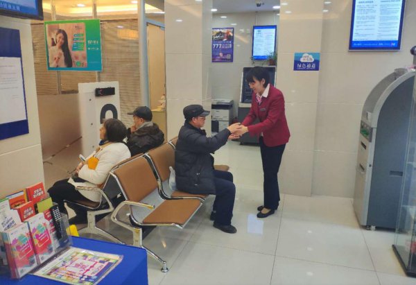 办银行卡需要本人去吗