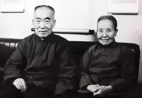 女作家冰心的原名叫什么