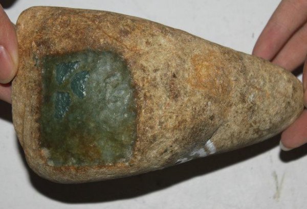 翡翠原石长在哪里