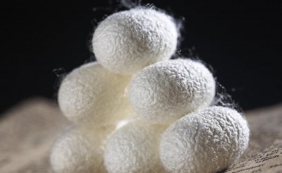 蚕丝被可以水洗吗 蚕丝被脏了应该怎么清洗没有坏处