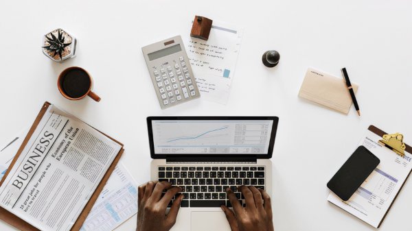 女生考二建哪个专业好