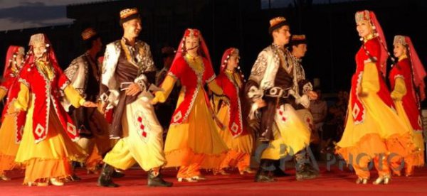 维吾尔族的风俗简介